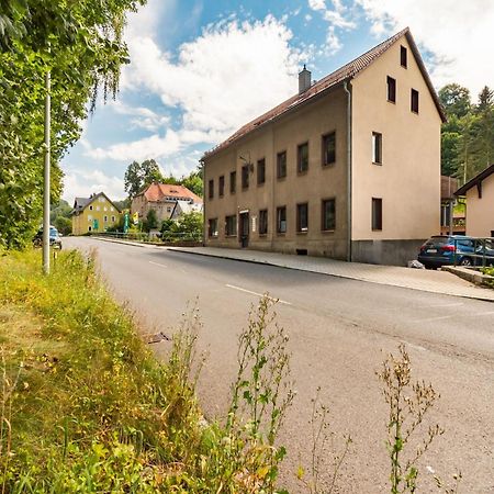 Modern Apartment In Sebnitz With A Terrace In Sebnitz Bagian luar foto