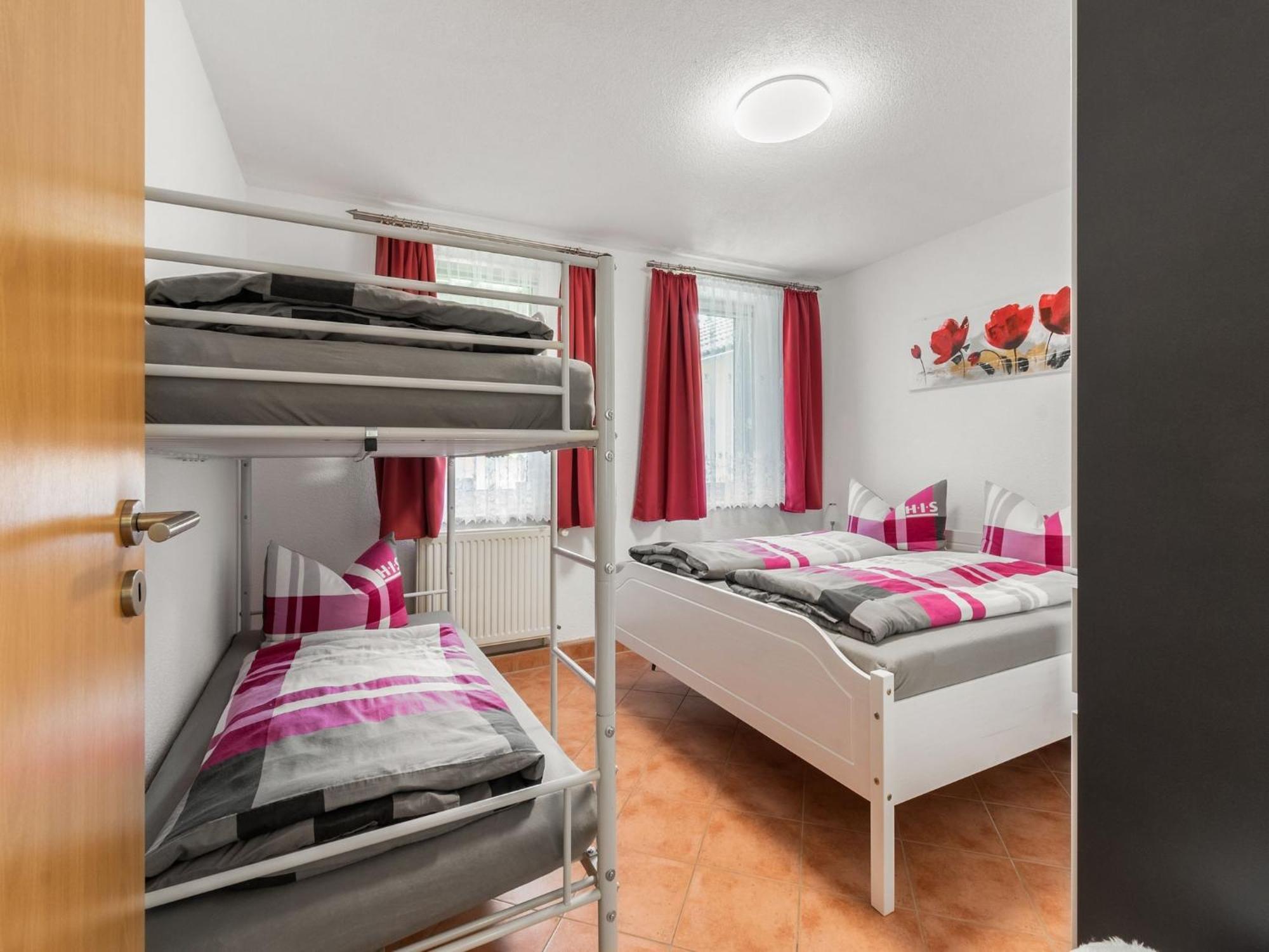 Modern Apartment In Sebnitz With A Terrace In Sebnitz Bagian luar foto