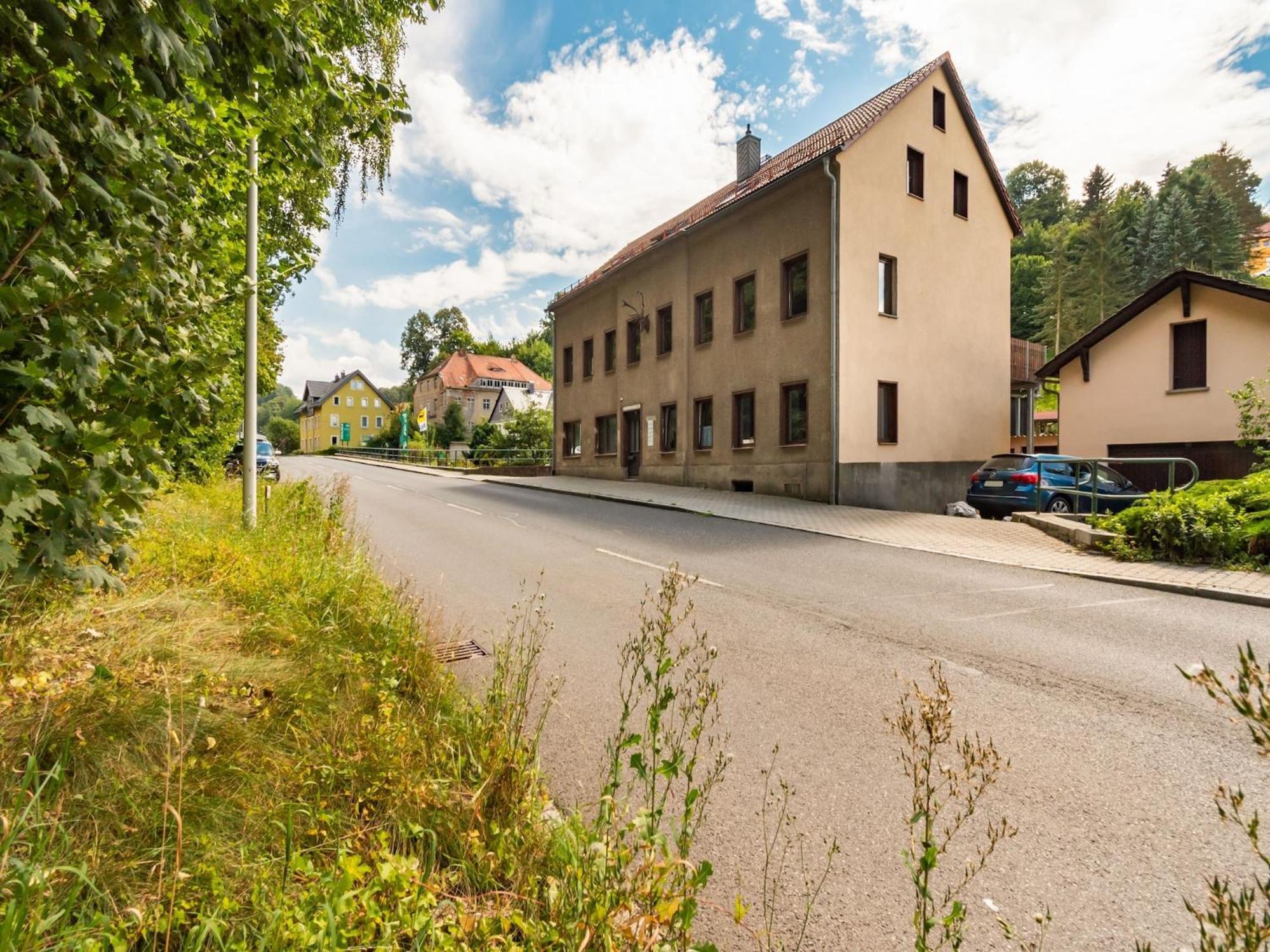 Modern Apartment In Sebnitz With A Terrace In Sebnitz Bagian luar foto