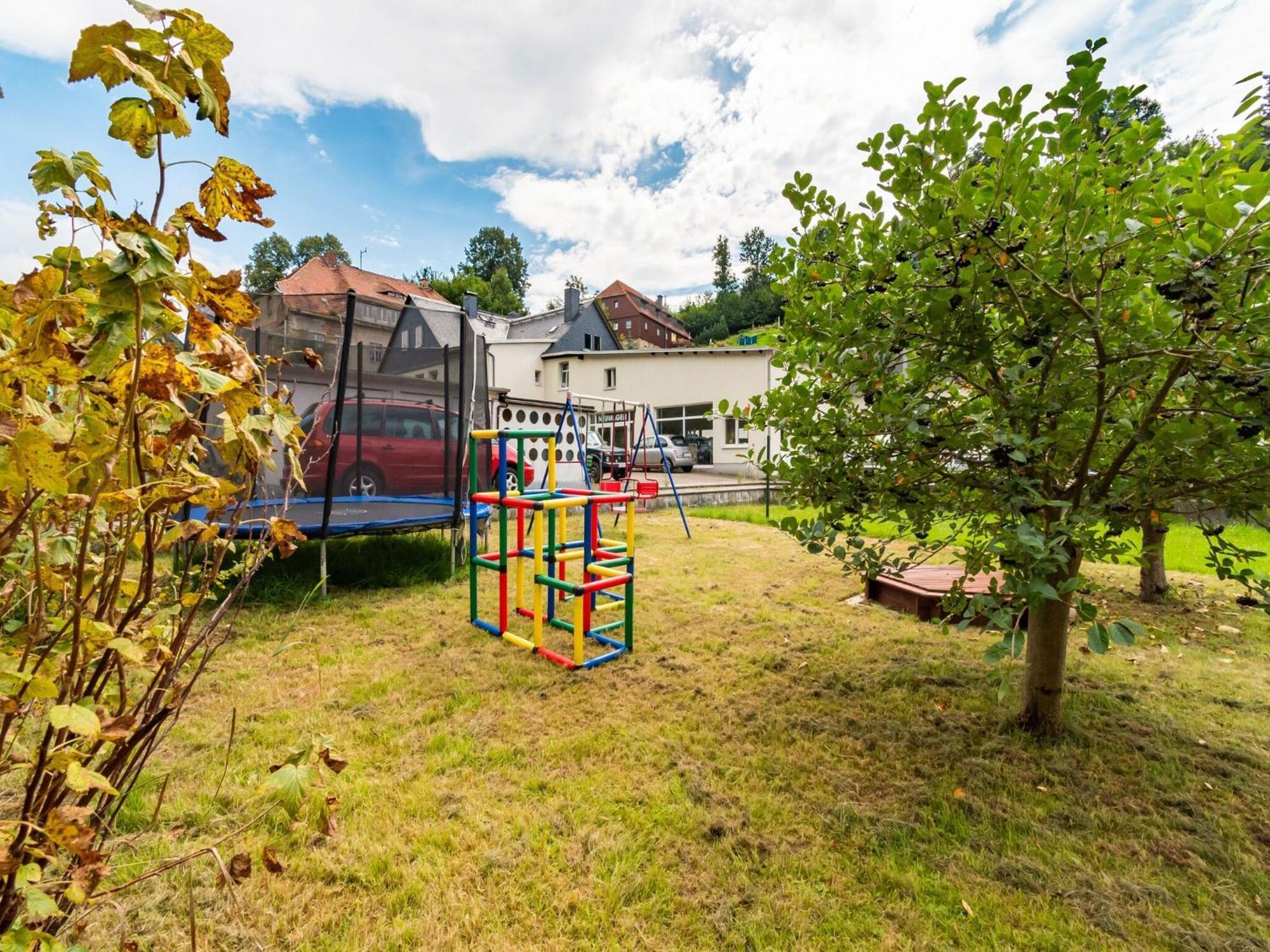 Modern Apartment In Sebnitz With A Terrace In Sebnitz Bagian luar foto