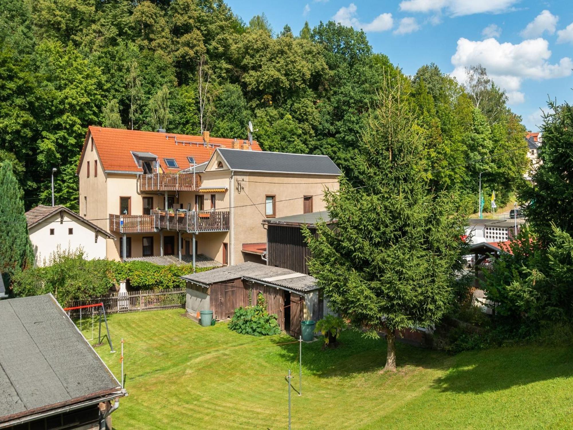 Modern Apartment In Sebnitz With A Terrace In Sebnitz Bagian luar foto